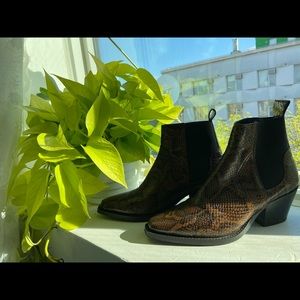 Everlane Western Boots